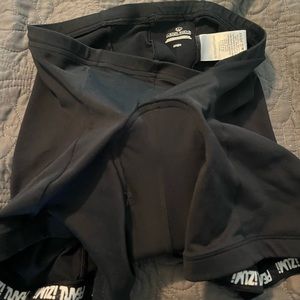 Pearl Izumi women’s bike shorts Lg.
